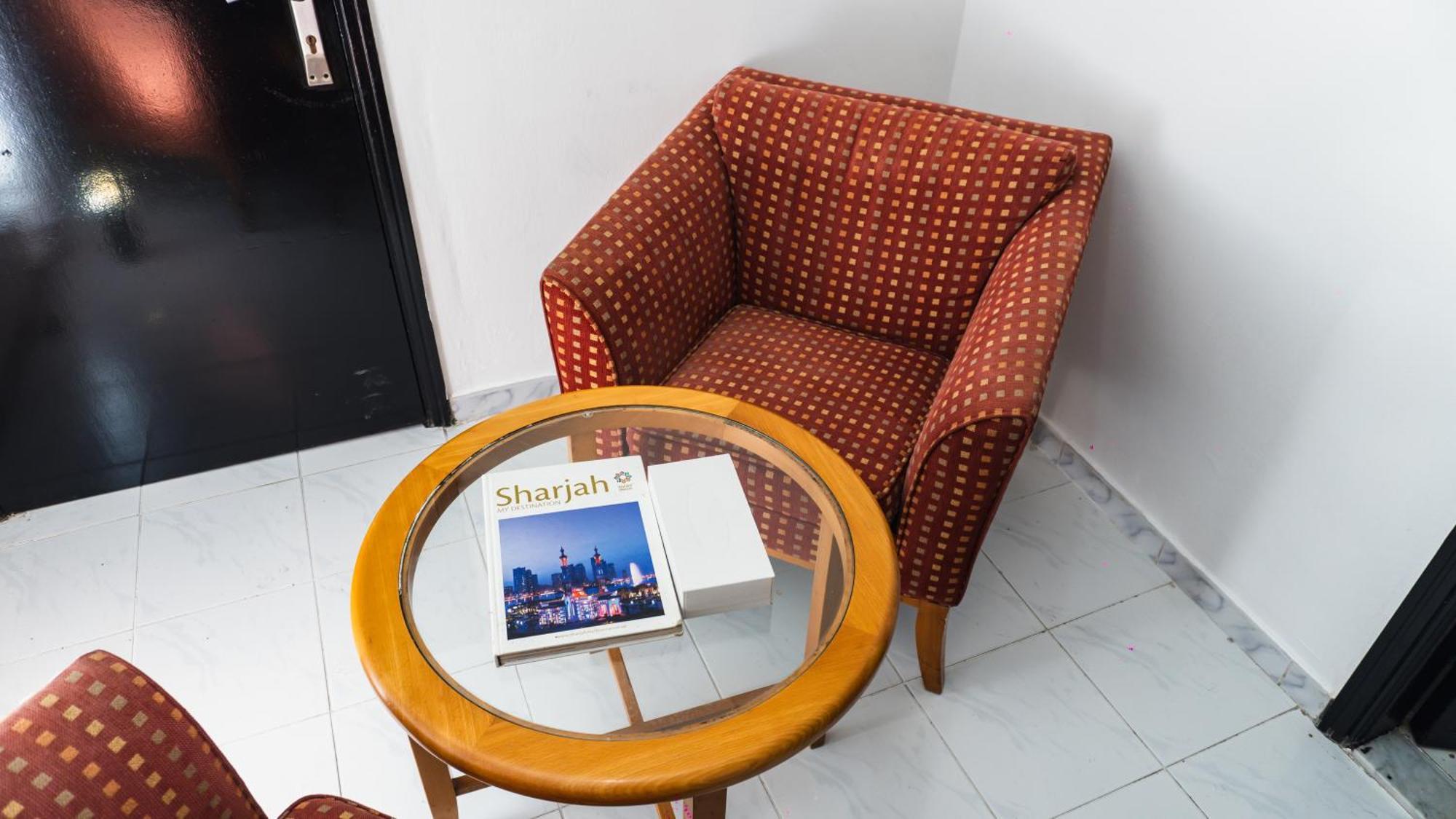 Pan Emirates Hotel Apartments 샤르자 외부 사진