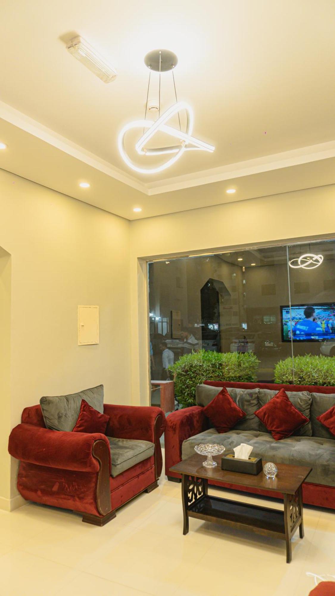 Pan Emirates Hotel Apartments 샤르자 외부 사진