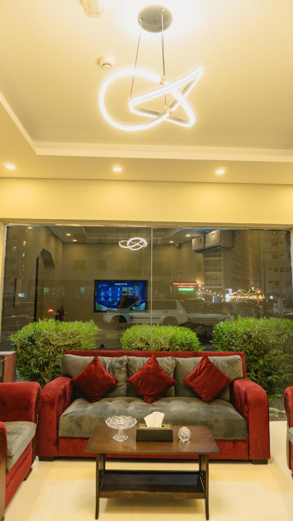 Pan Emirates Hotel Apartments 샤르자 외부 사진