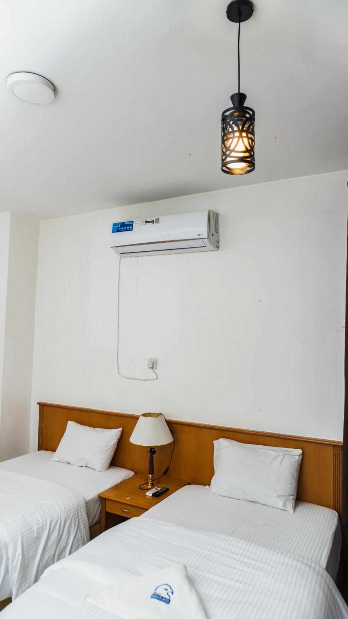 Pan Emirates Hotel Apartments 샤르자 외부 사진