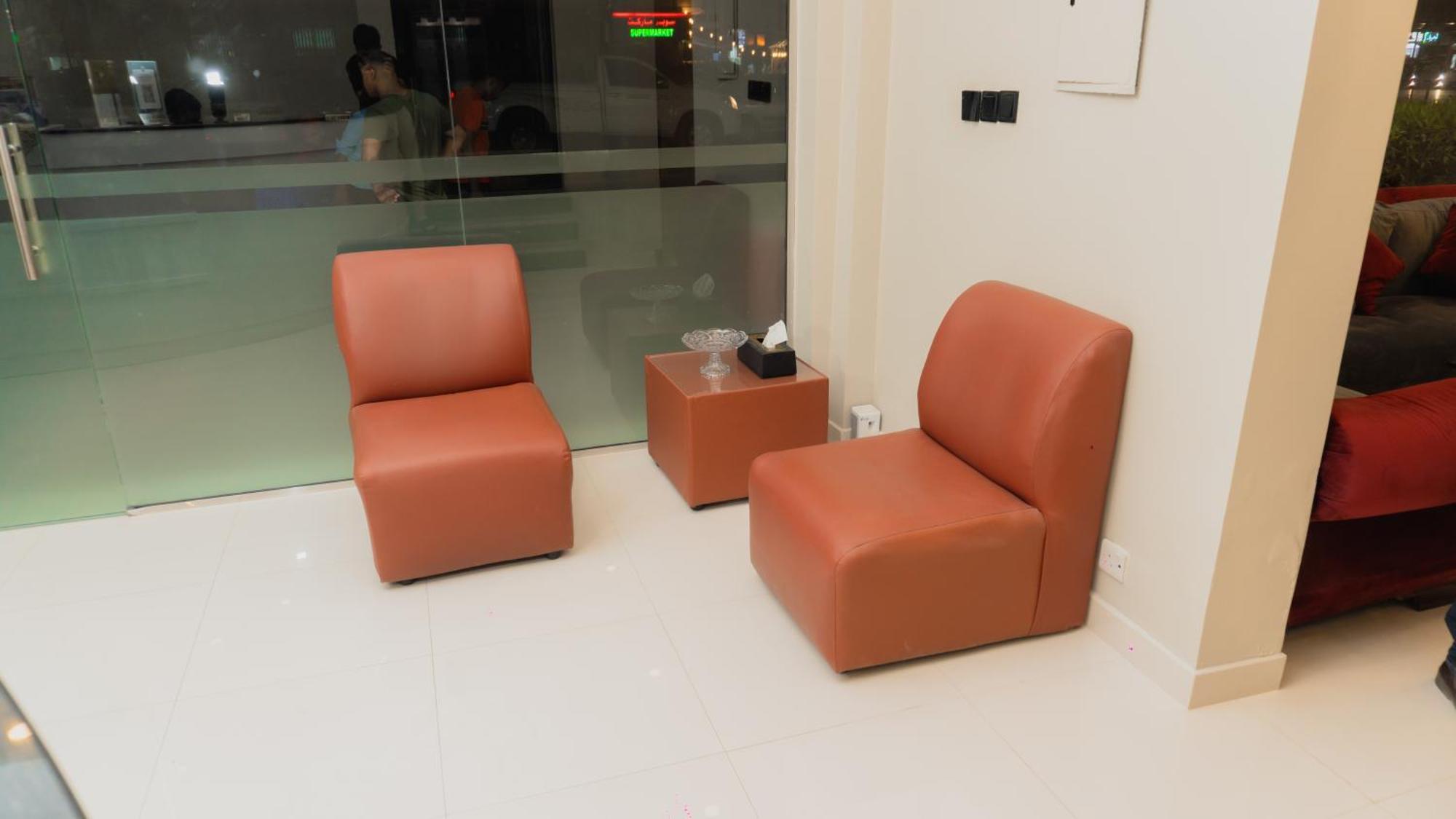 Pan Emirates Hotel Apartments 샤르자 외부 사진